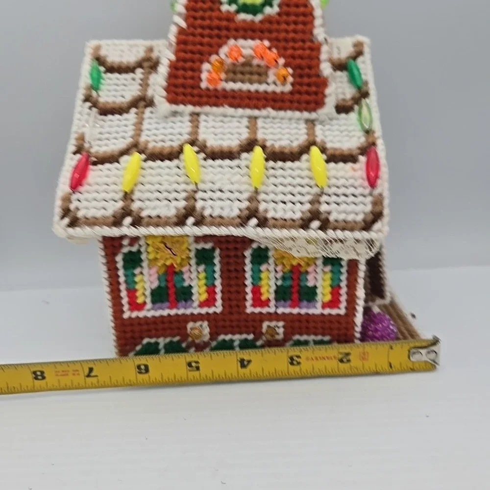 VTG Handmade‎ Plastic Canvas Needlepoint Gingerbread House Church Tan